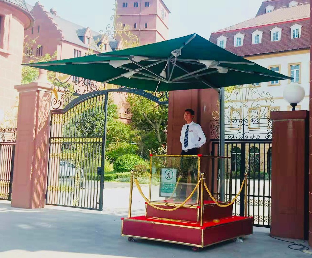 華為（wéi）執勤崗傘